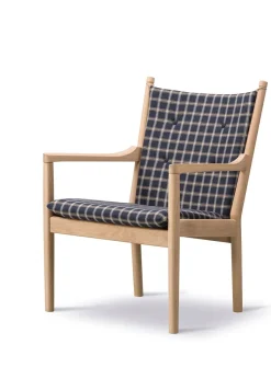 1788 Chair by Hans J. Wegner