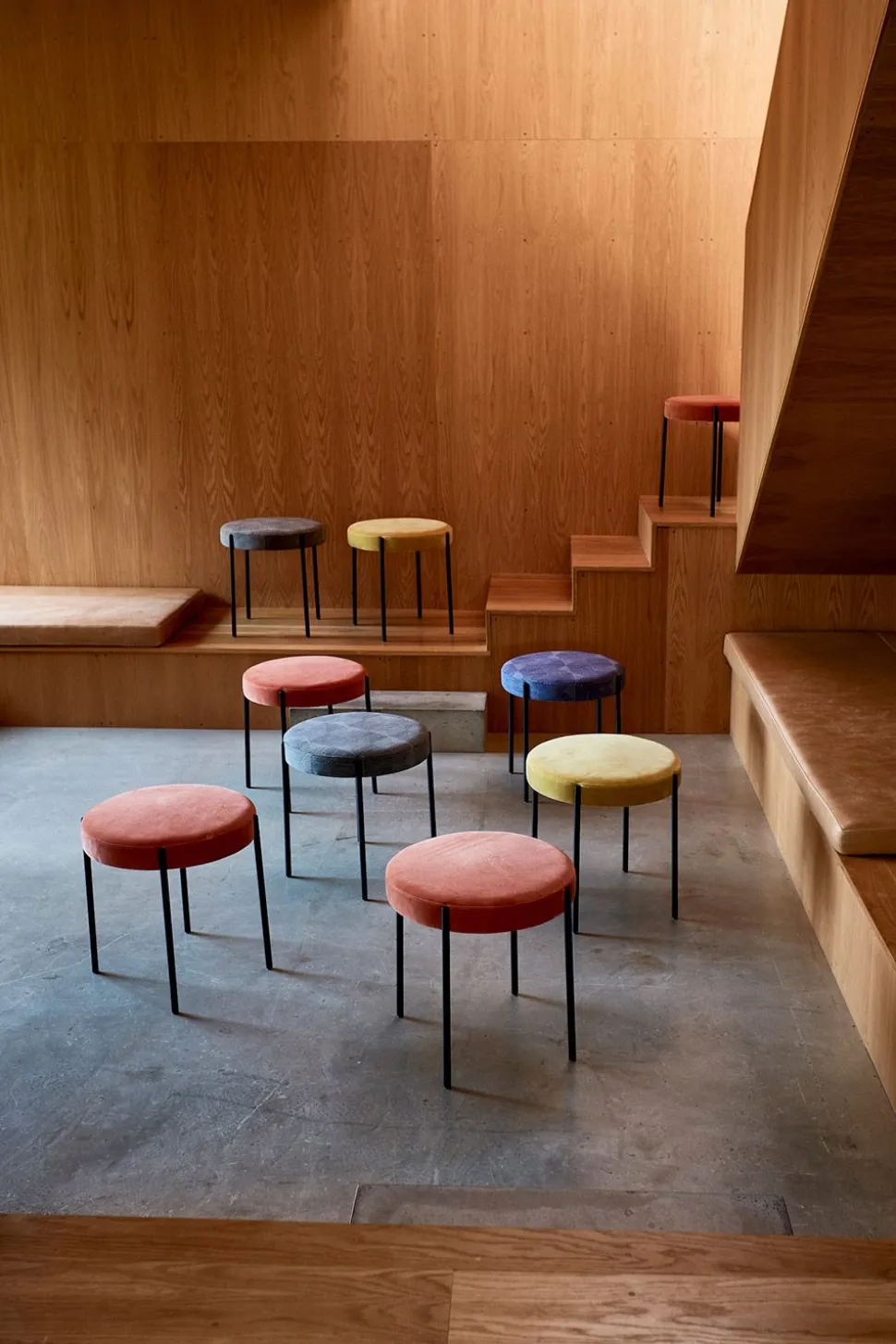 430 Stool by Verner Panton
