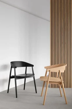 AC2 Chair / Wooden Seat