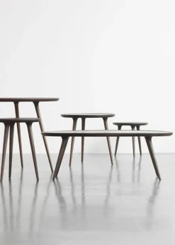 Accent Oval Lounge Table