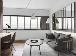 Accent Oval Lounge Table