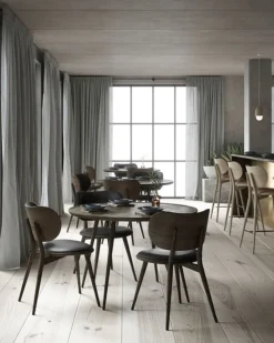 Accent Oval Lounge Table