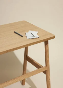 Acorn Desk