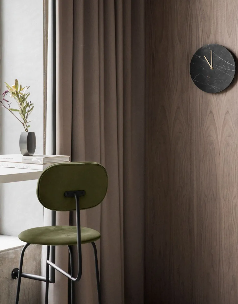 Afteroom / Bar Chair Plus