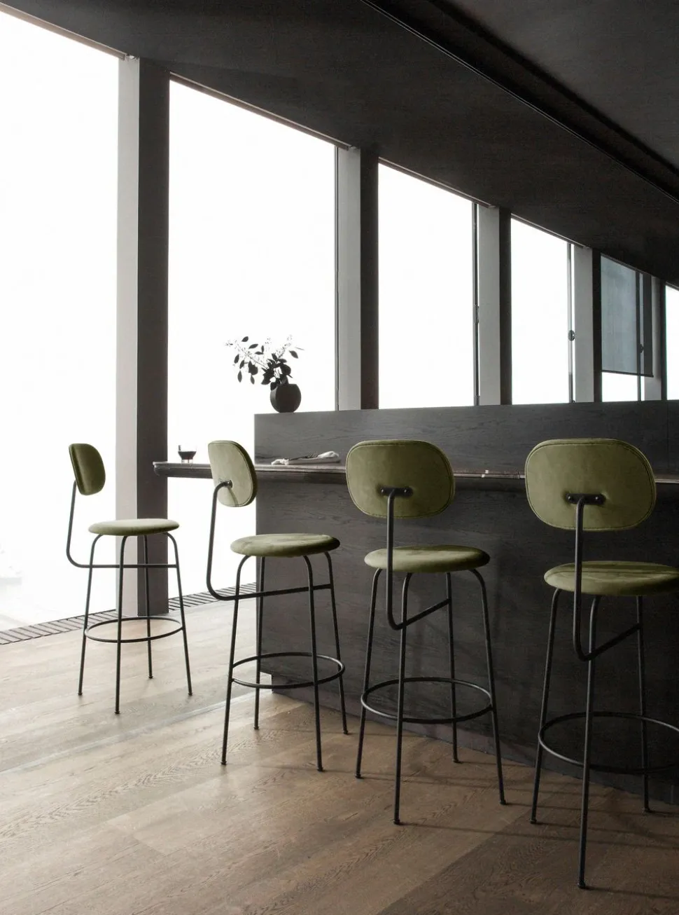 Afteroom / Bar Chair Plus