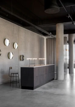 Afteroom / Counter Chair