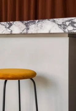 Afteroom / Counter Stool