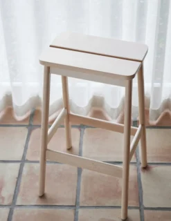 Angle Bar Stool - 65 / 75