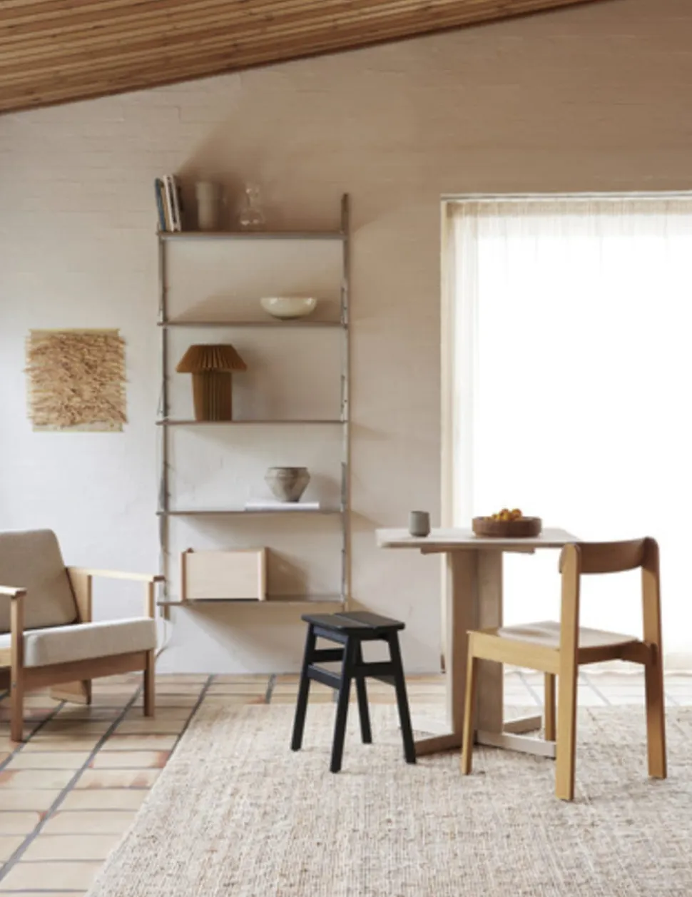 Angle Standard Stool 45