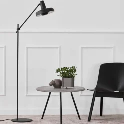 Arigato floor lamp