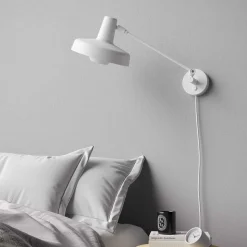 Arigato wall lamp