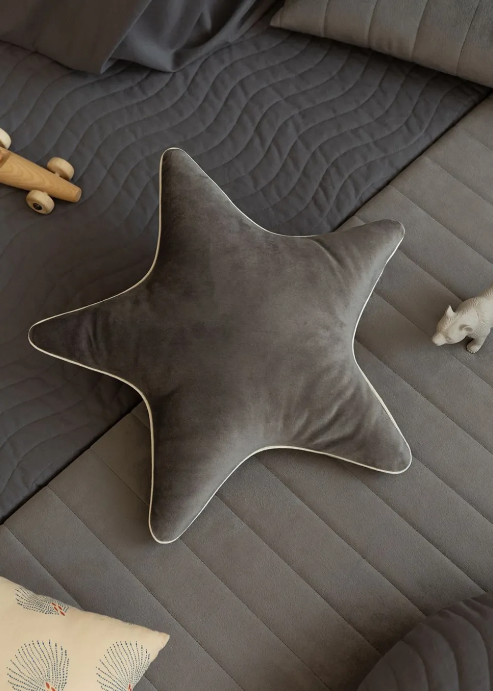 Aristote Velvet Cushion