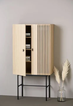 Array sideboards