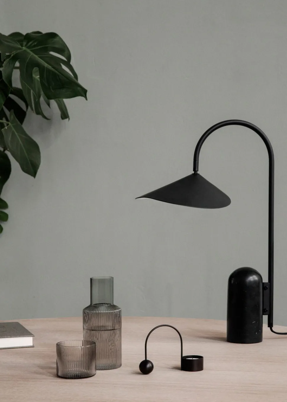 Arum Table Lamp