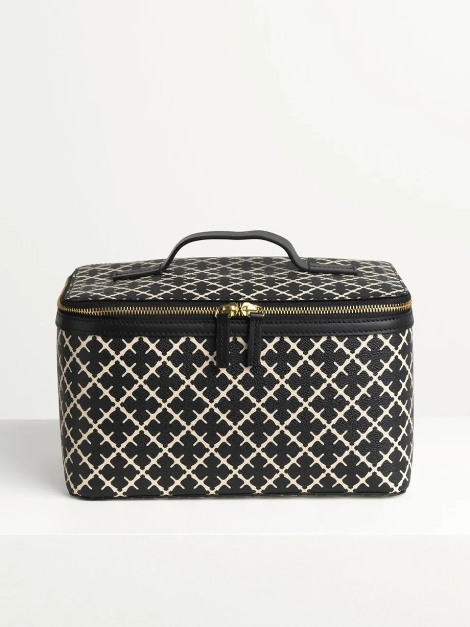 Bae Beauty Toilet Bag