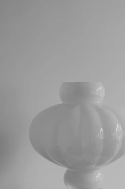 Balloon Vase 03