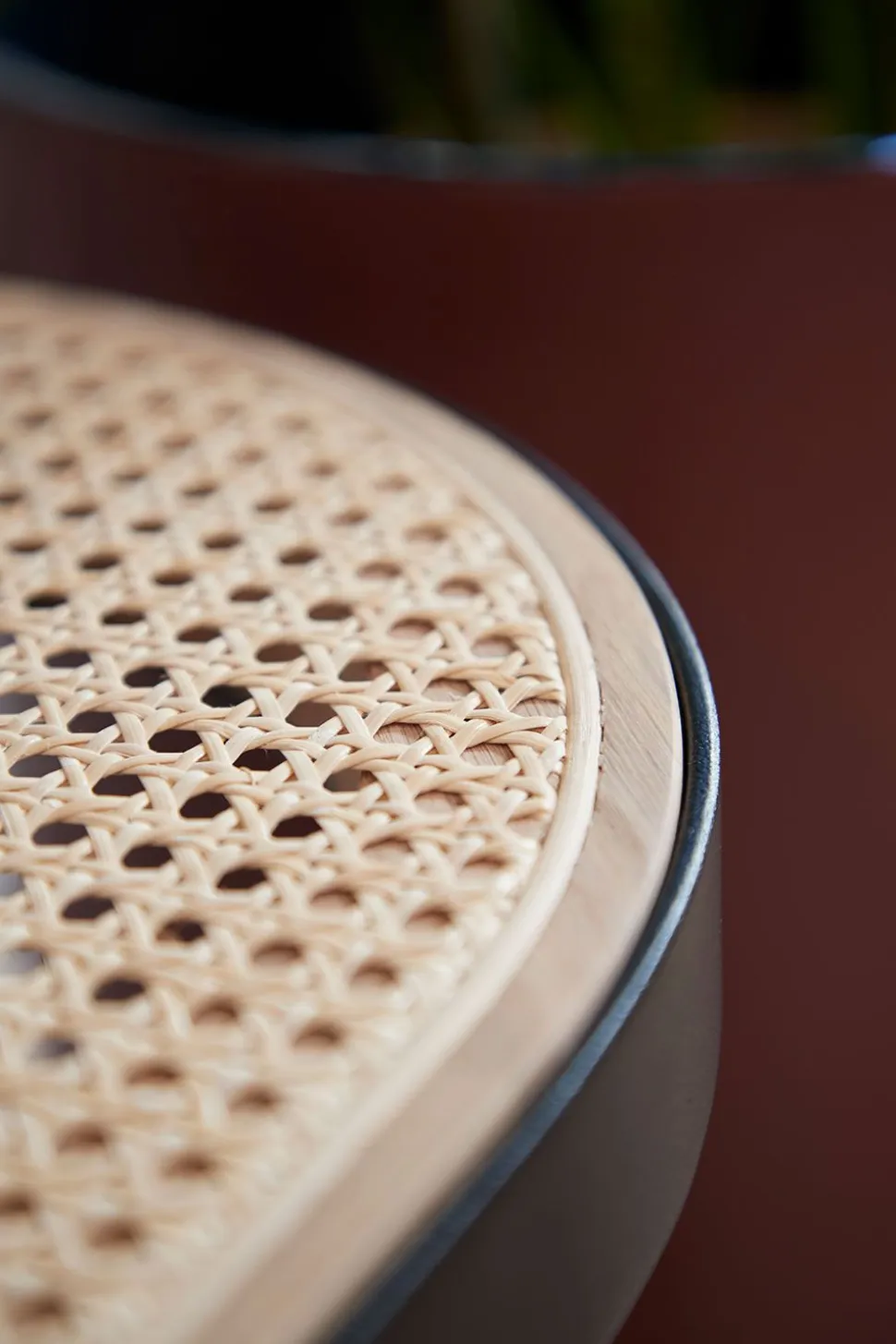 Be My Guest / Bar Stool