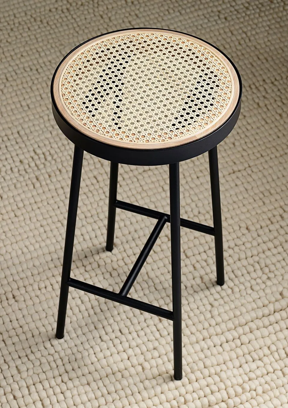Be My Guest / Bar Stool