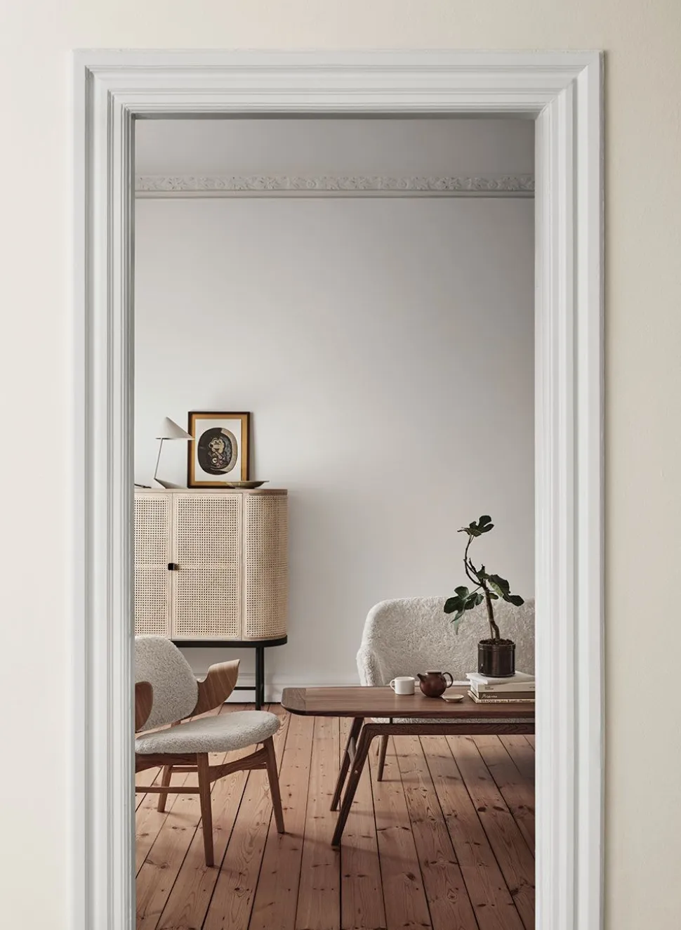 Be My Guest / Sideboard