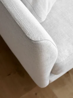 Calmo Sofa 80 5625 by Hugo Passos