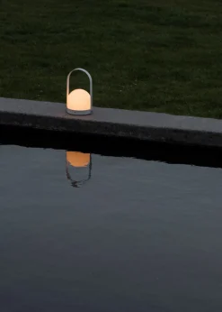 Carrie table lamp - Portable