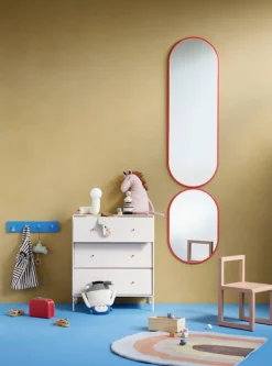 CARRY - With black legs