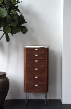 Chest of drawer / AK2420 by Nissen & Gehl
