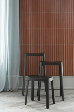 Crofton Stool / By Daniel Schofield