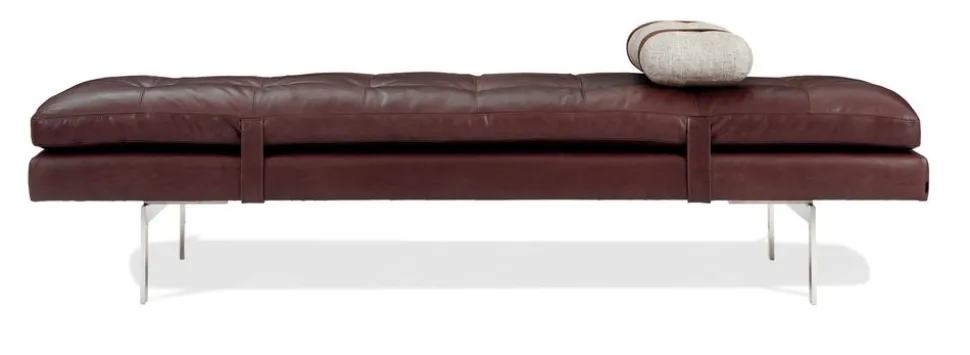 Dicentra Daybed / By Søren Lund