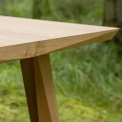 Edge Dining Table