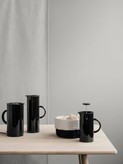EM77 Electric Kettle