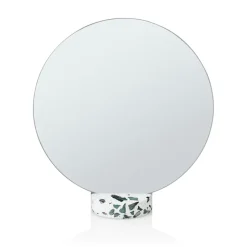 Erat Mirror