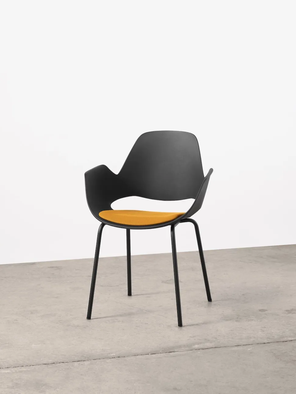 FALK Chair / Tube Base