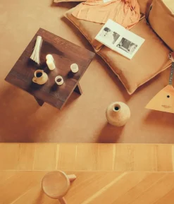 Farmhouse Coffee Table / Square