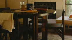 Farmhouse Trestle Table / Round