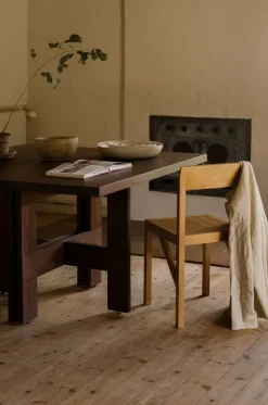 Farmhouse Trestle Table / Square