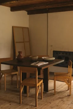 Farmhouse Trestle Table / Square