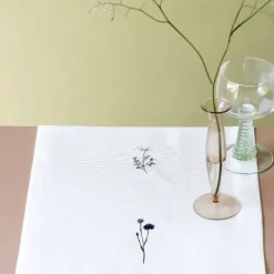 FLORA Table-runner