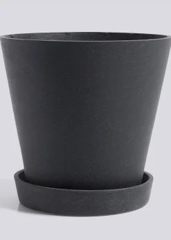 Flowerpot with saucer