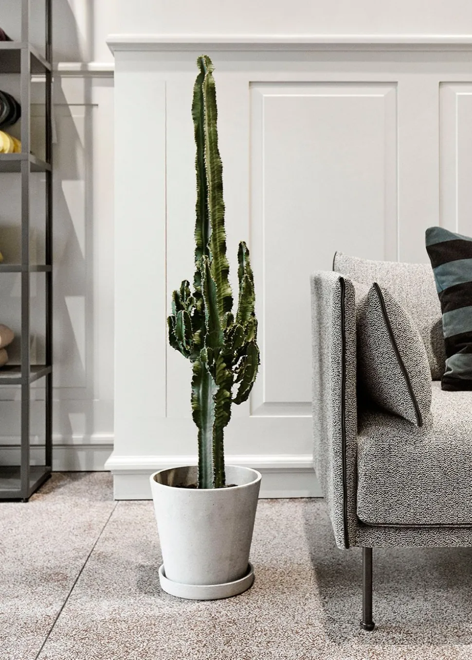 Flowerpot with saucer