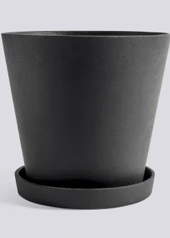 Flowerpot with saucer