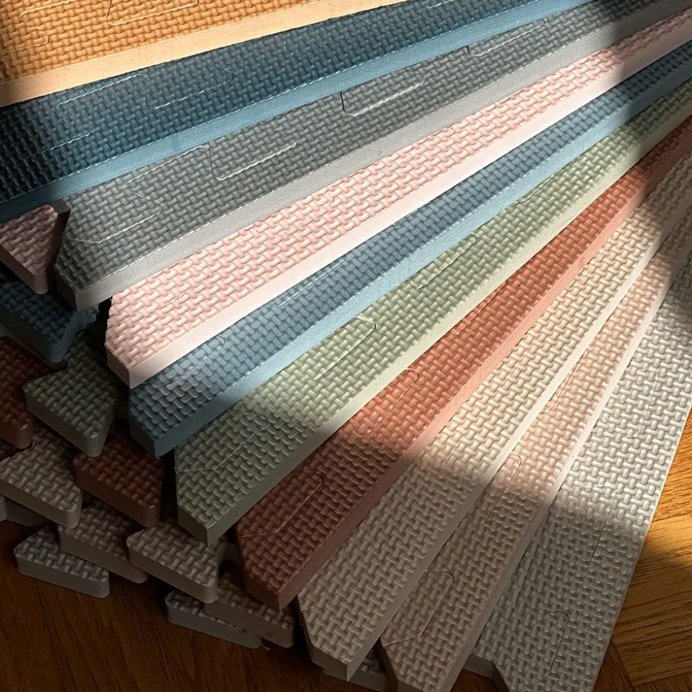 Foam play mat square