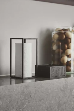 Frame 10 - By Lassen