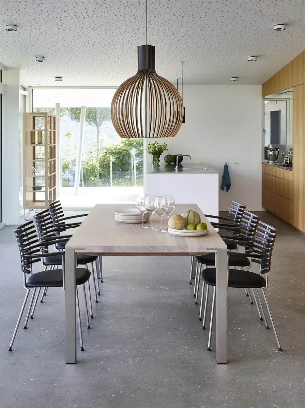 GM2110 / GM2112 / GM2114 Table von Nissen & Gehl