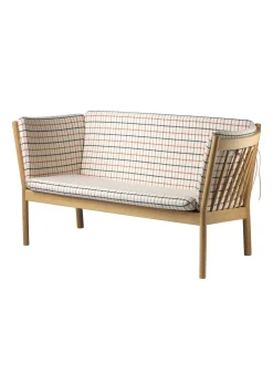 J148 2 pers by Erik Ole Jørgensen