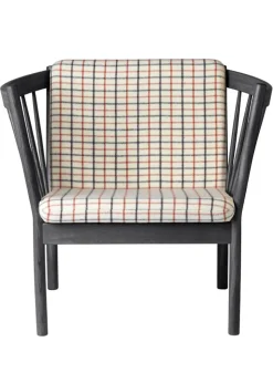 J146 by Erik Ole Jørgensen