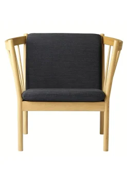 J146 by Erik Ole Jørgensen