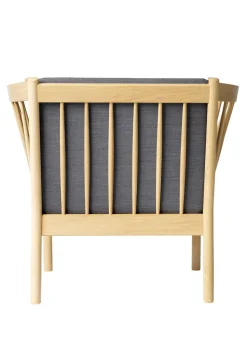 J146 by Erik Ole Jørgensen