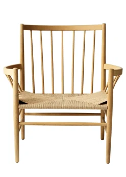 J82 by Jørgen Bækmark