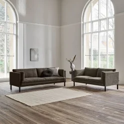 Juul 953 220x83 by Jens Juul Eilersen